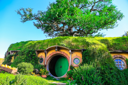 Le trou de Hobbit de Cul-de-sac sous son arbre
