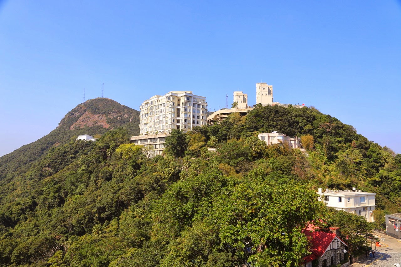 Villas perchées sur les collines de Victoria Peak