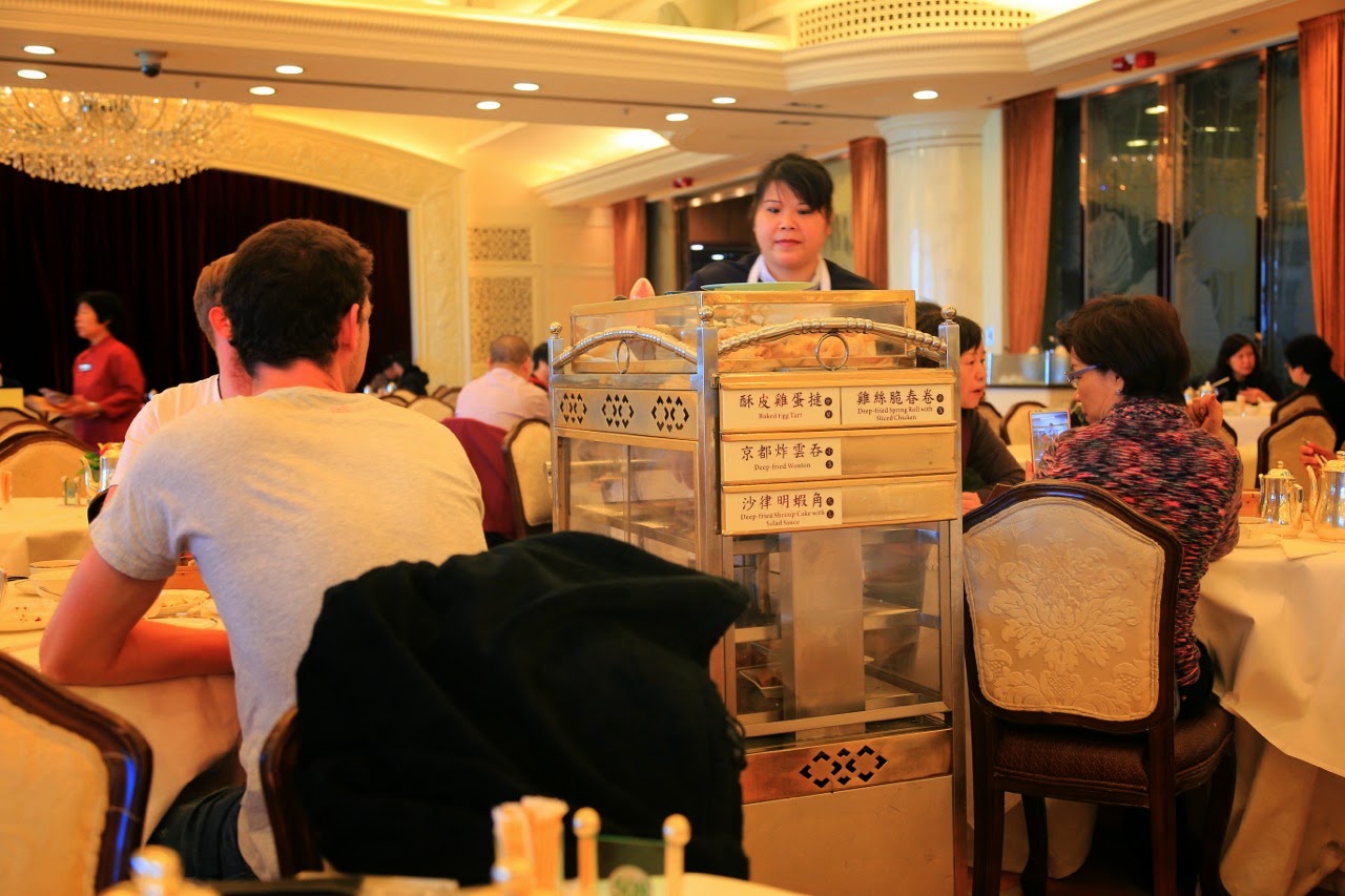 Chariots de dim sum au Maxim’s Palace