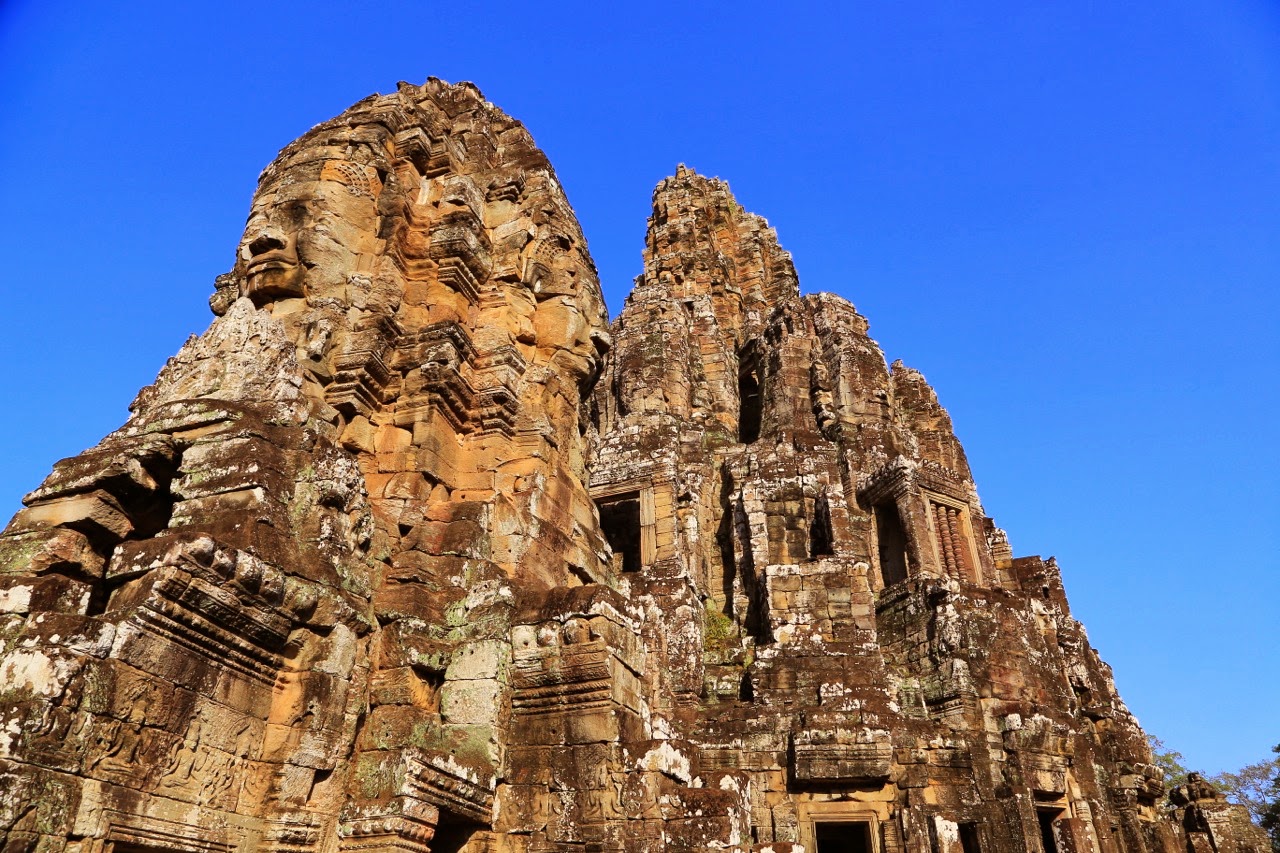 Visages d'Avalokiteshvara sur les tours du Bayon