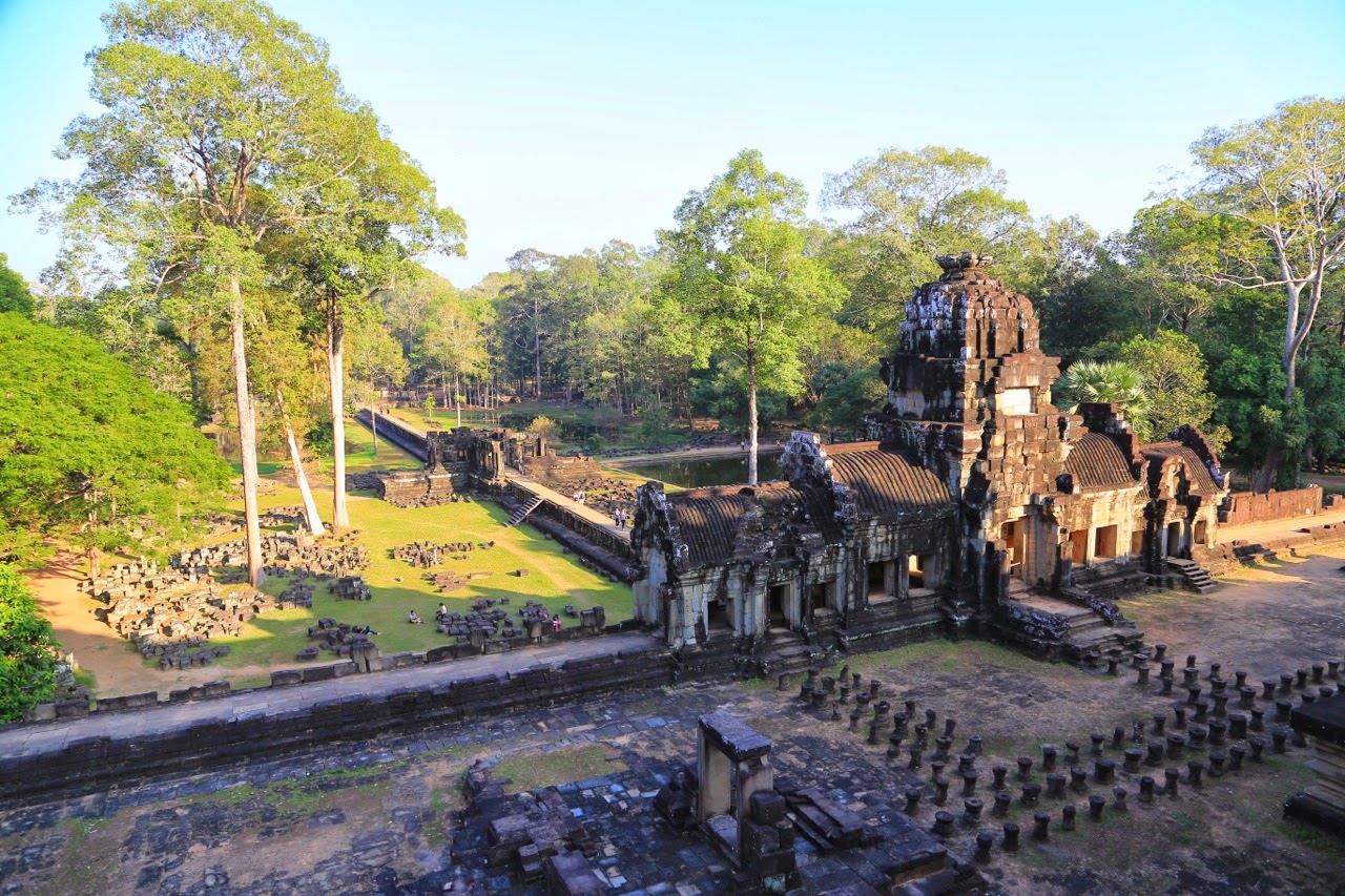 La chaussée surélevée du Baphuon