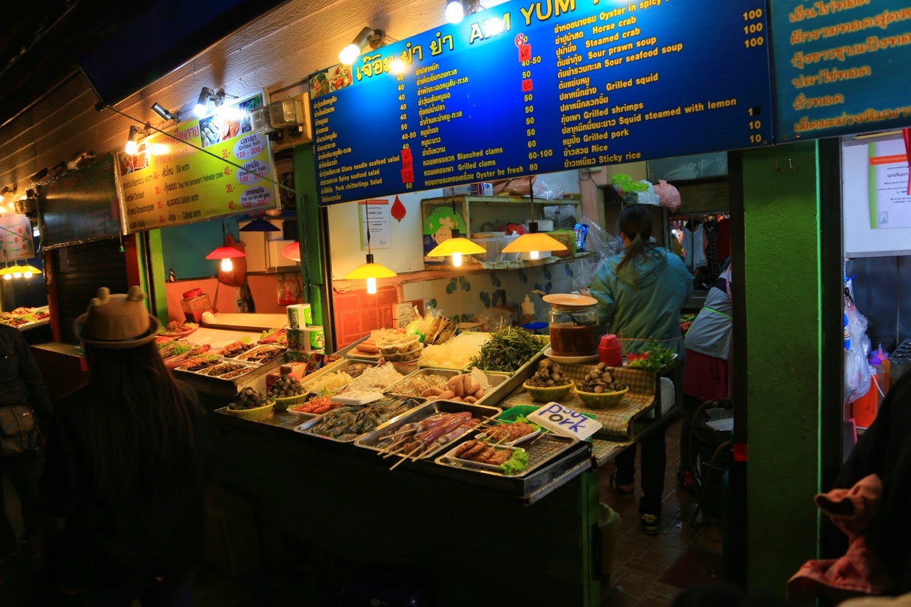 Stands de nourriture du food court