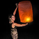 Lâcher de lanterne céleste le soir du Nouvel An