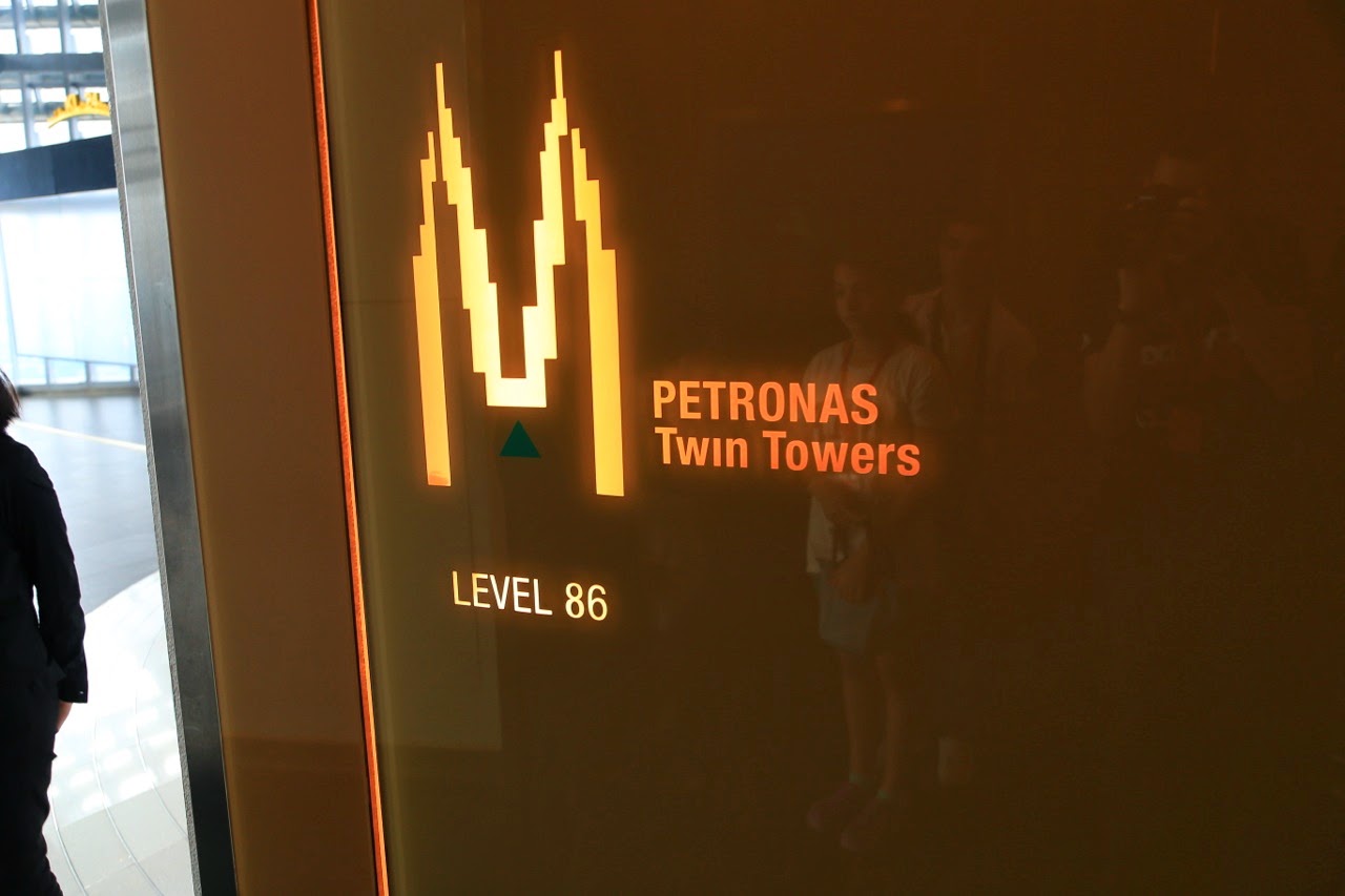 Ascenseur des Petronas Twin Towers