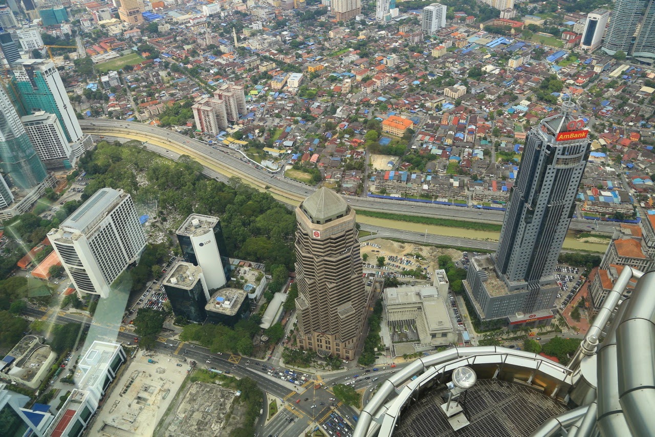 Vue sur Kuala Lumpur depuis le 86e étage