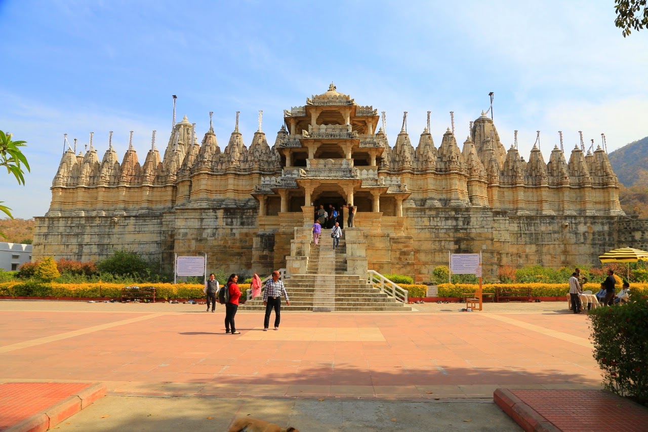 Le temple jaïn de Ranakpur en marbre blanc