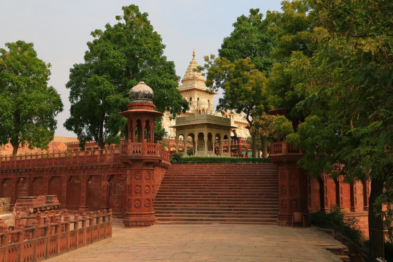 Escalier menant à Jaswant Thada
