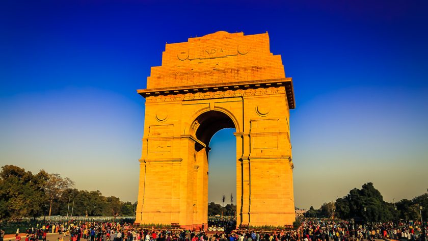 L'India Gate de New Delhi au coucher du soleil