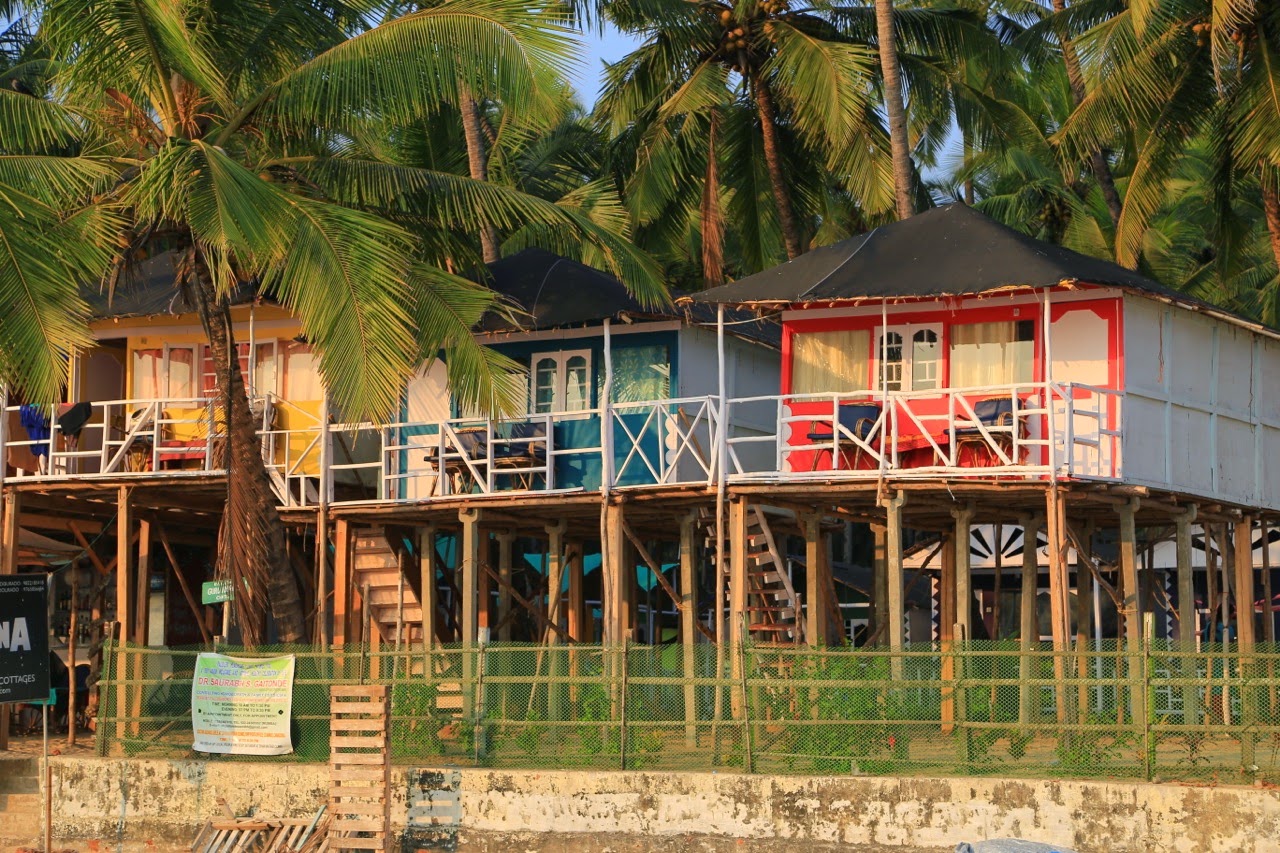 Notre bungalow coloré sous les cocotiers