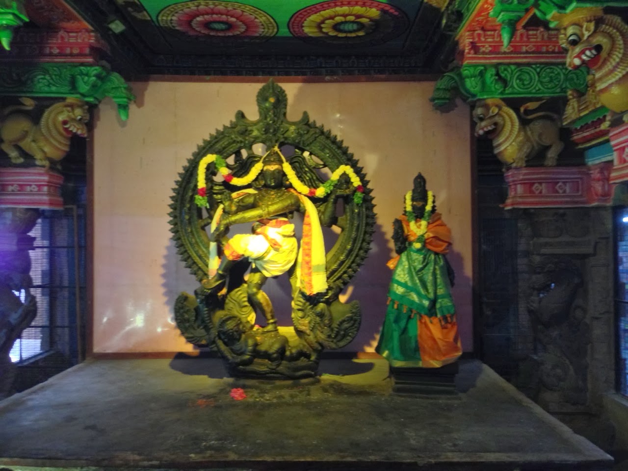 Statue de Ganesh éclairée