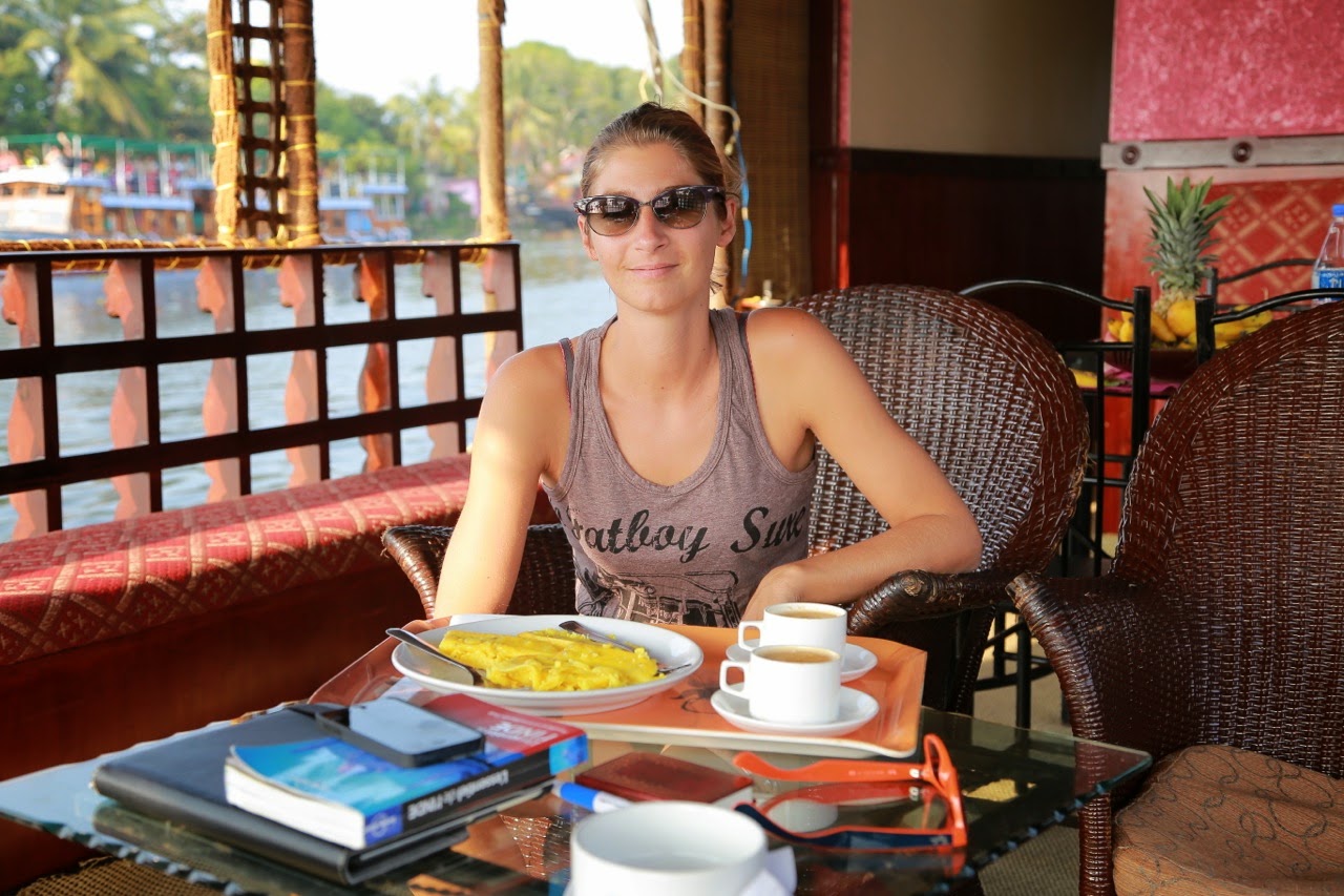 Repas sur le houseboat