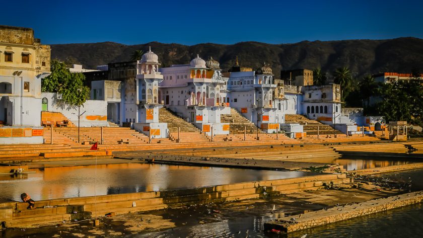 Le lac sacré de Pushkar et ses ghats