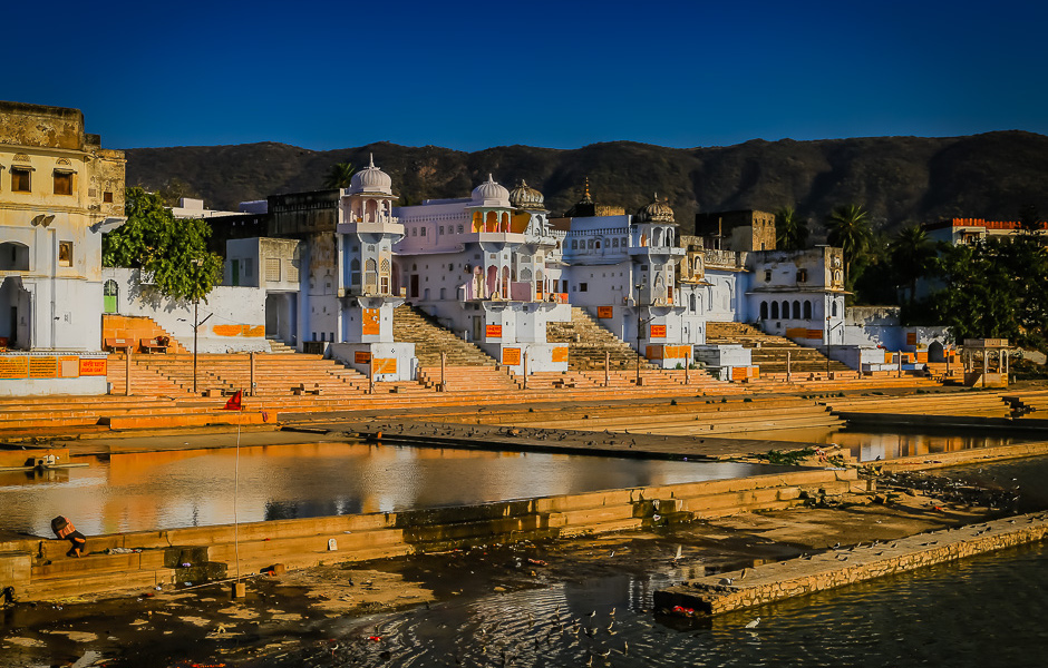 Le lac sacré de Pushkar et ses ghats