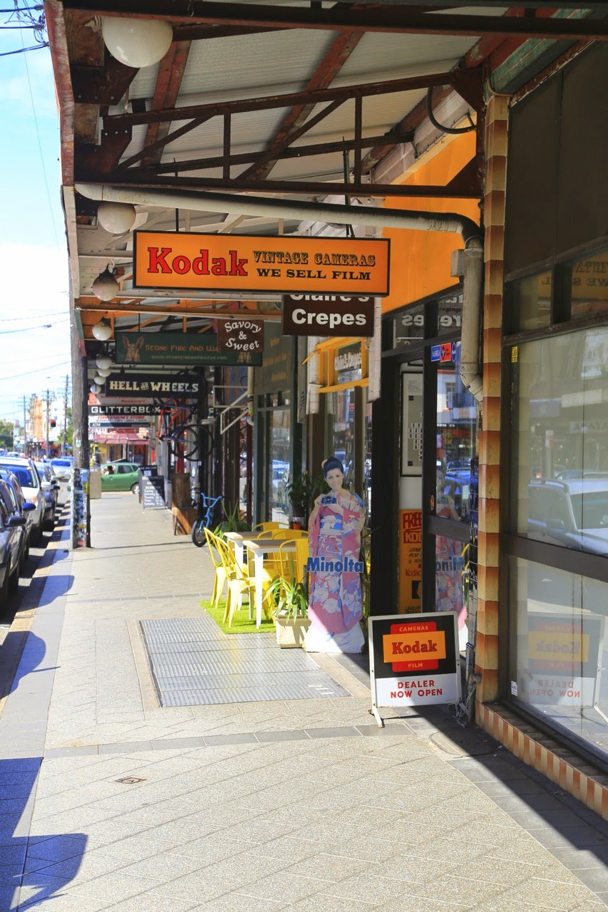 Trottoir et petites boutiques de King Street