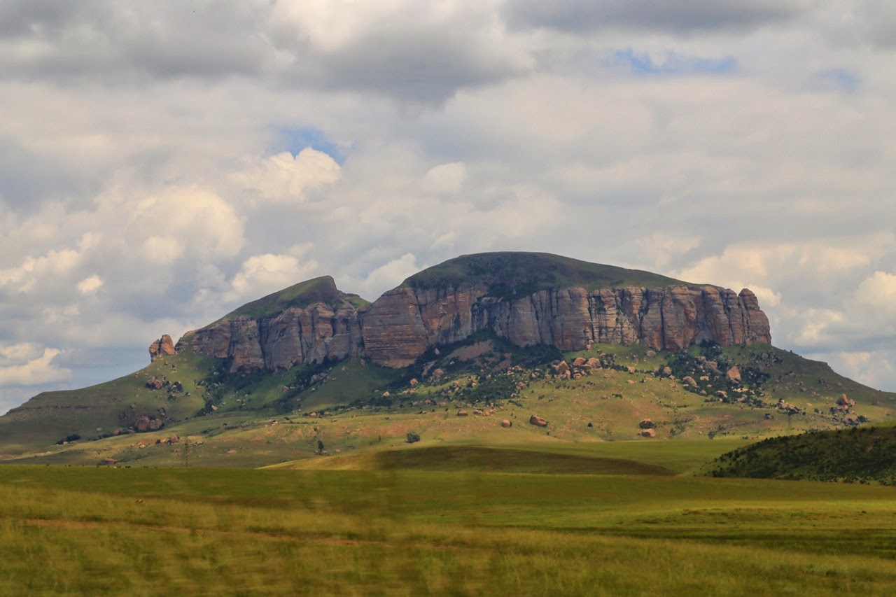 Montagne tabulaire sur la route de Johannesburg