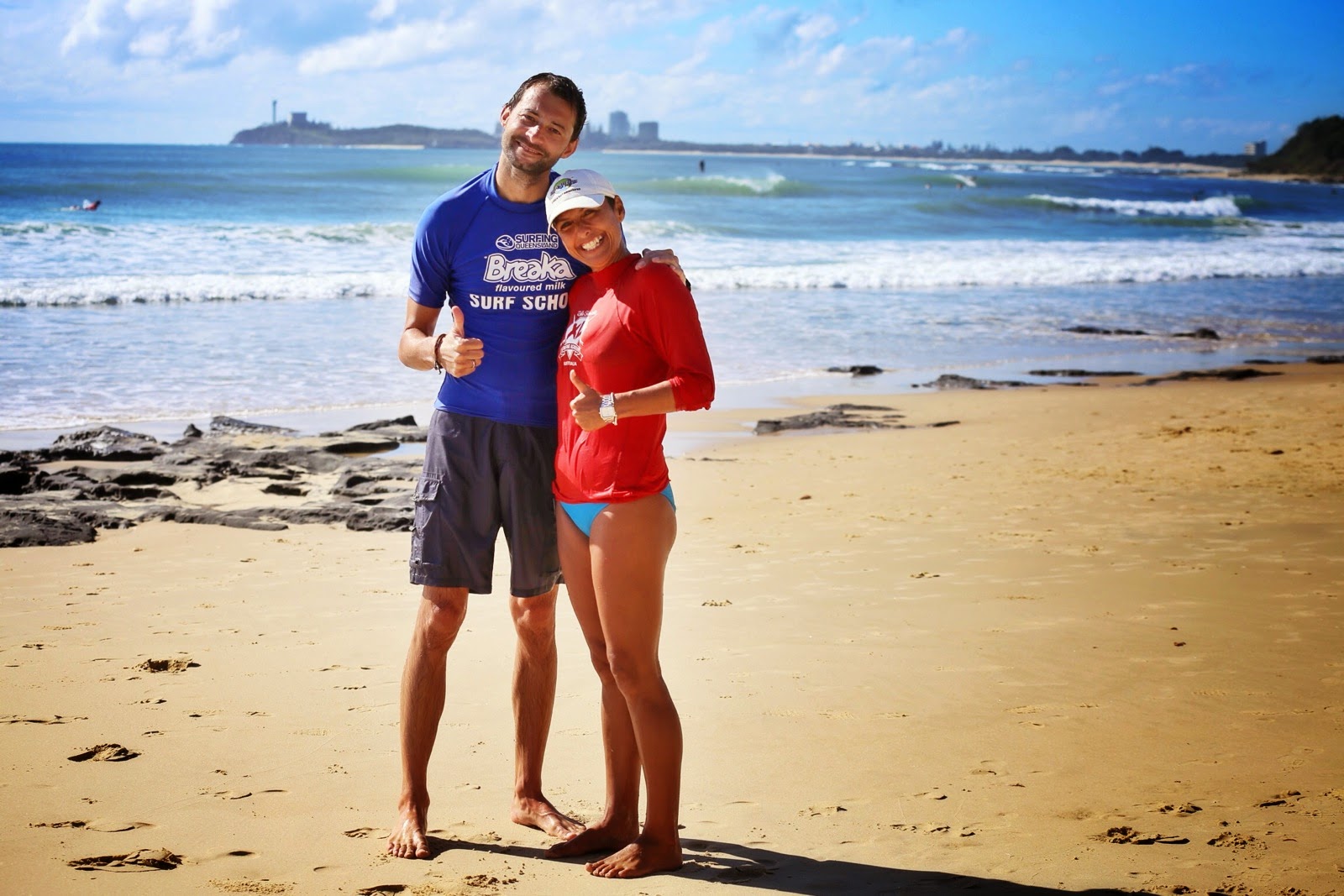 Pose sur la plage après le cours de surf