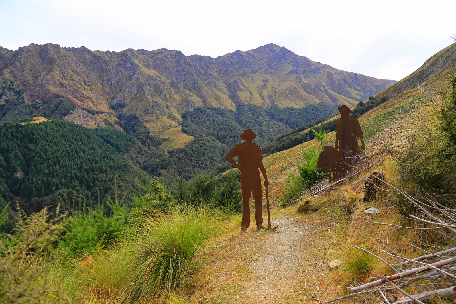 Sentier au sommet de Bob’s Peak