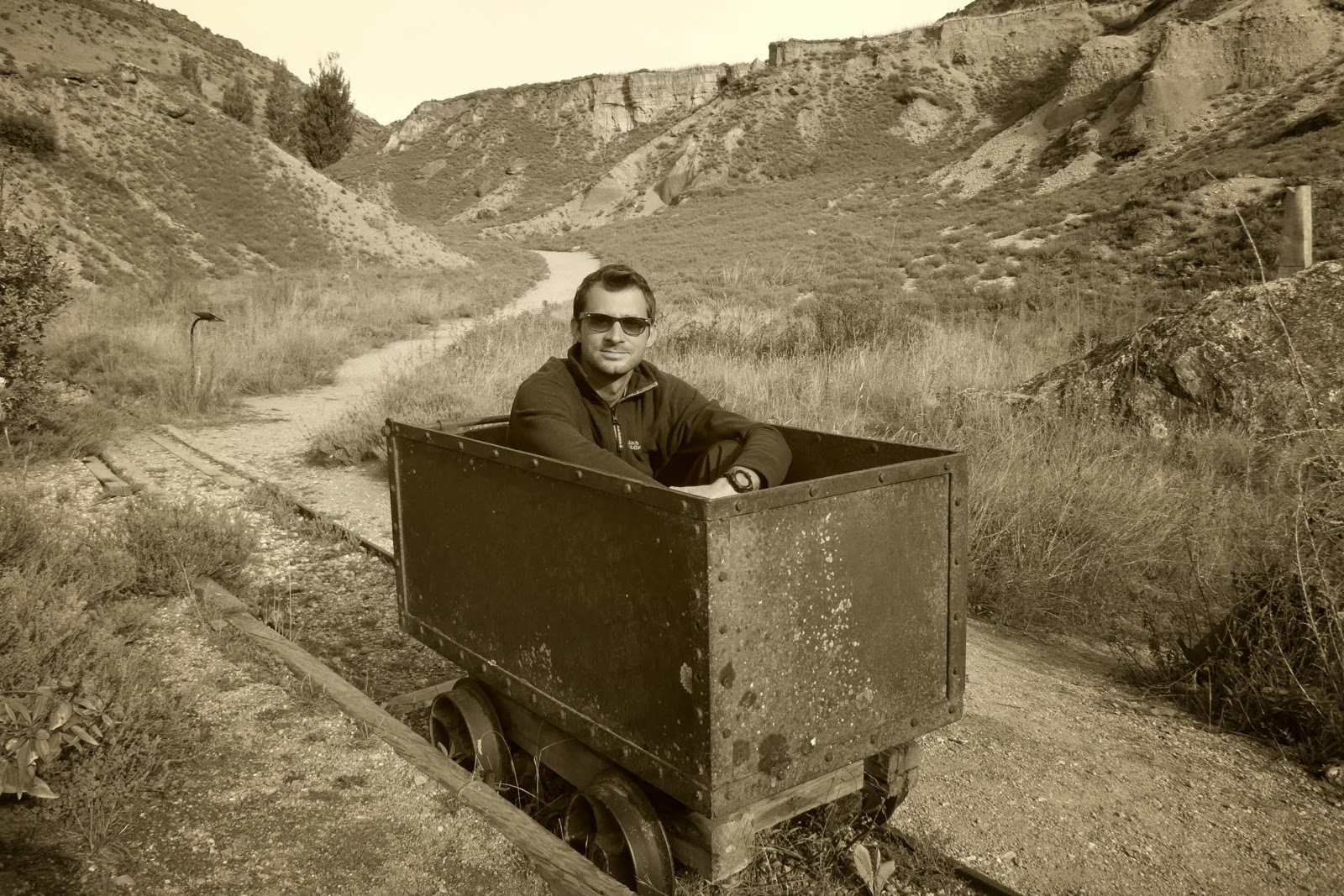 Pause dans un wagonnet de mine