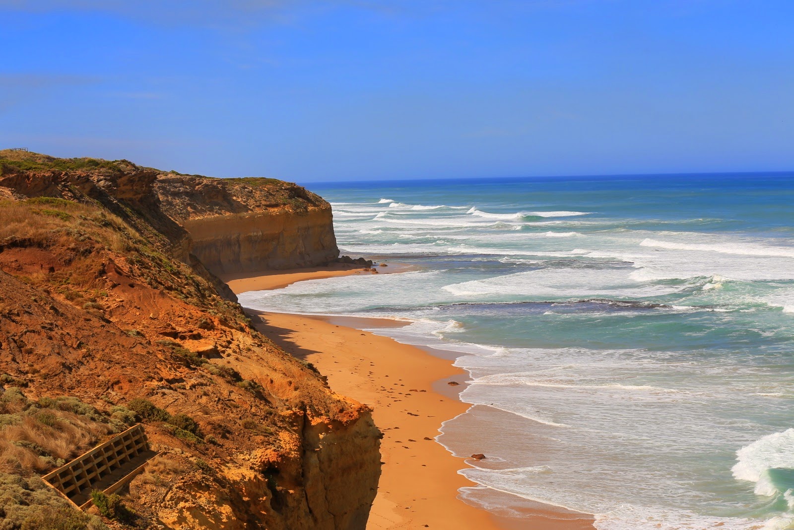 Falaises et plage des Gibson Steps