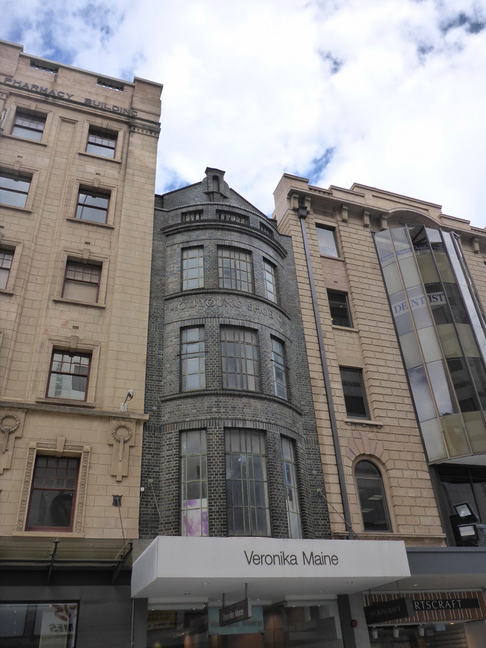 Immeubles anciens en pierre
