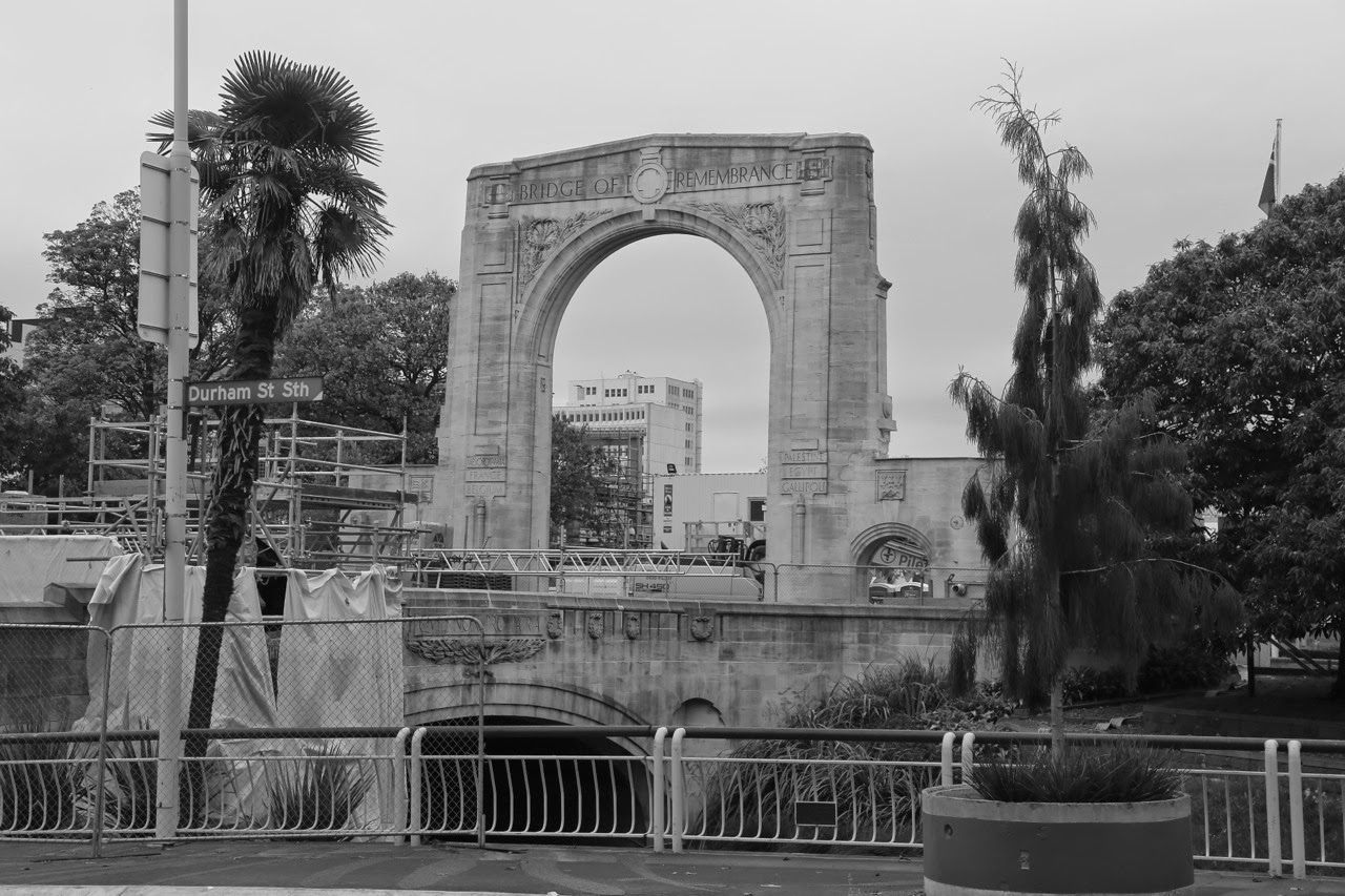 Le Bridge of Remembrance en noir et blanc