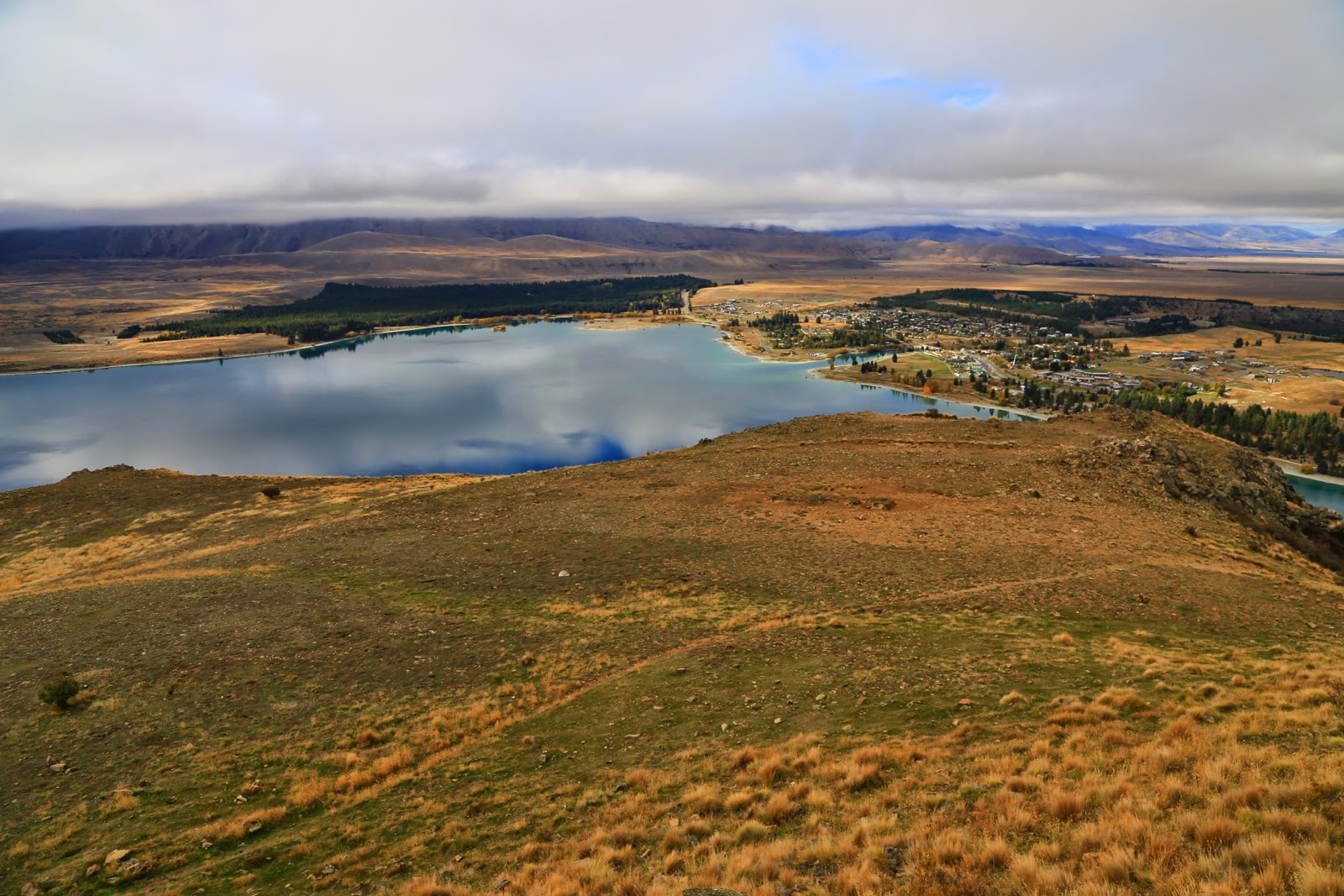 Vue sur le lac depuis le Mt John