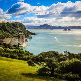 Baie de la péninsule de Coromandel vue des collines
