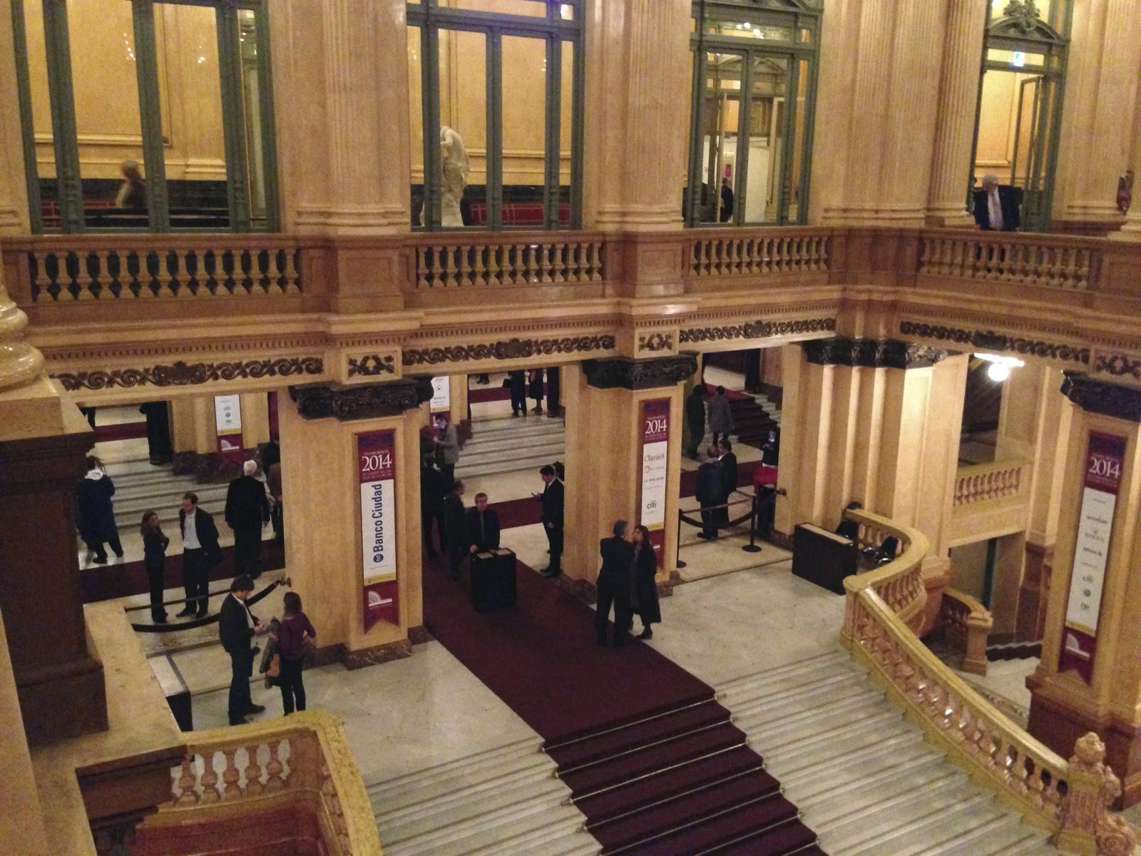 Escalier d’honneur du Teatro Colón