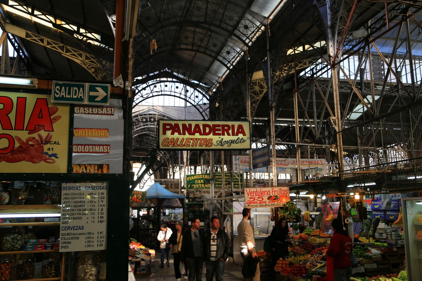 Allées du Mercado de San Telmo