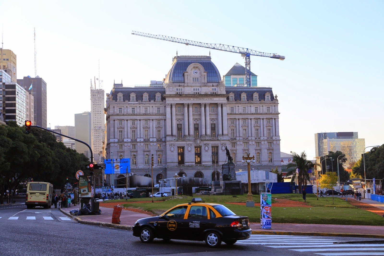 Le Palacio de Correos y Telecomunicaciones