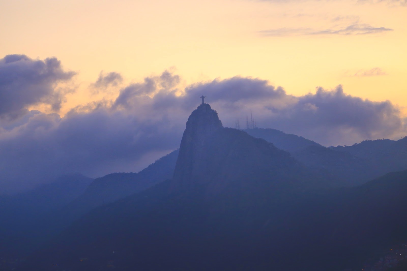 Le Corcovado dans les tons indigo