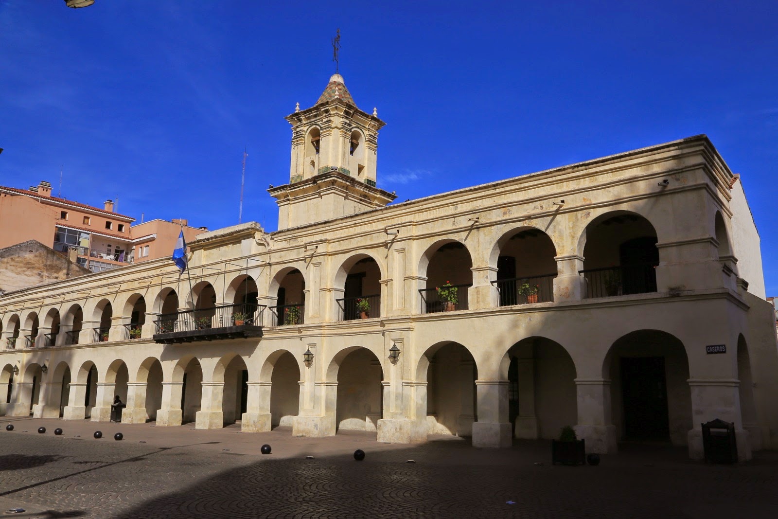 Le cabildo et ses arcades
