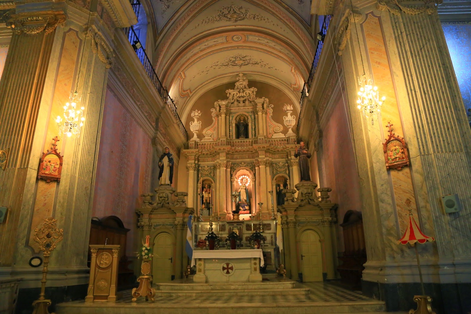 Nef dorée de l’église San Francisco