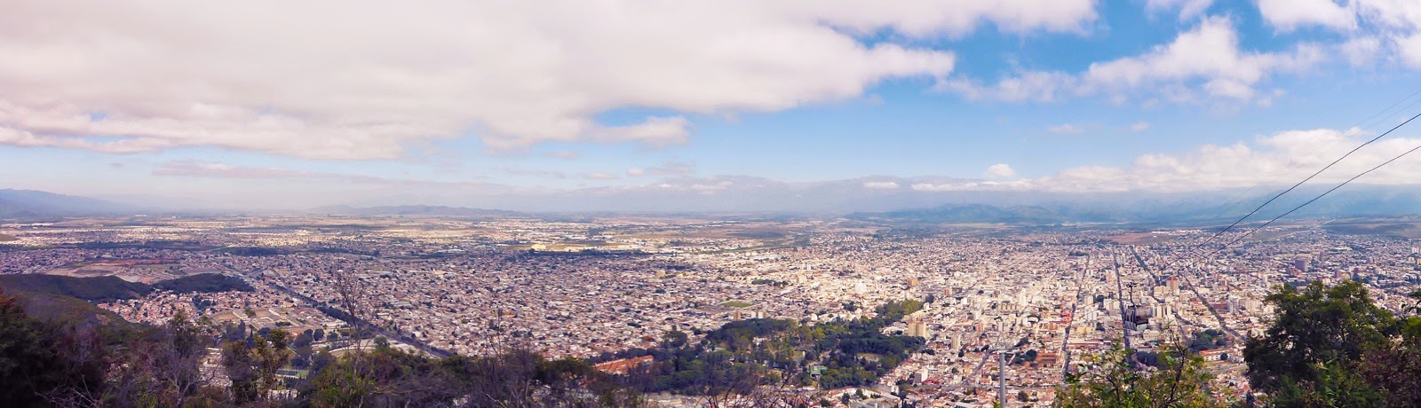 Vue sur Salta et la plaine