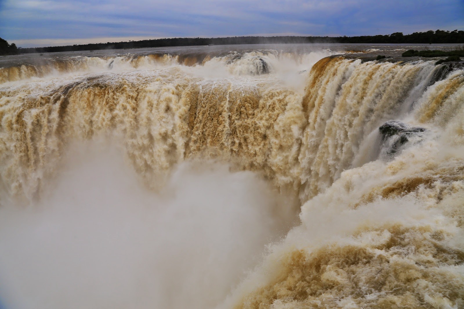 La Garganta del Diablo vue d’en haut