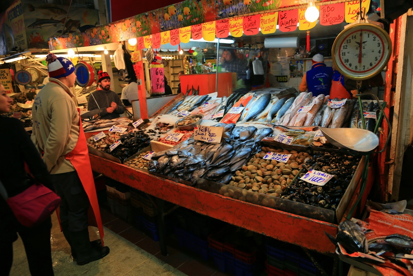 Étal de poissons au Mercado Central