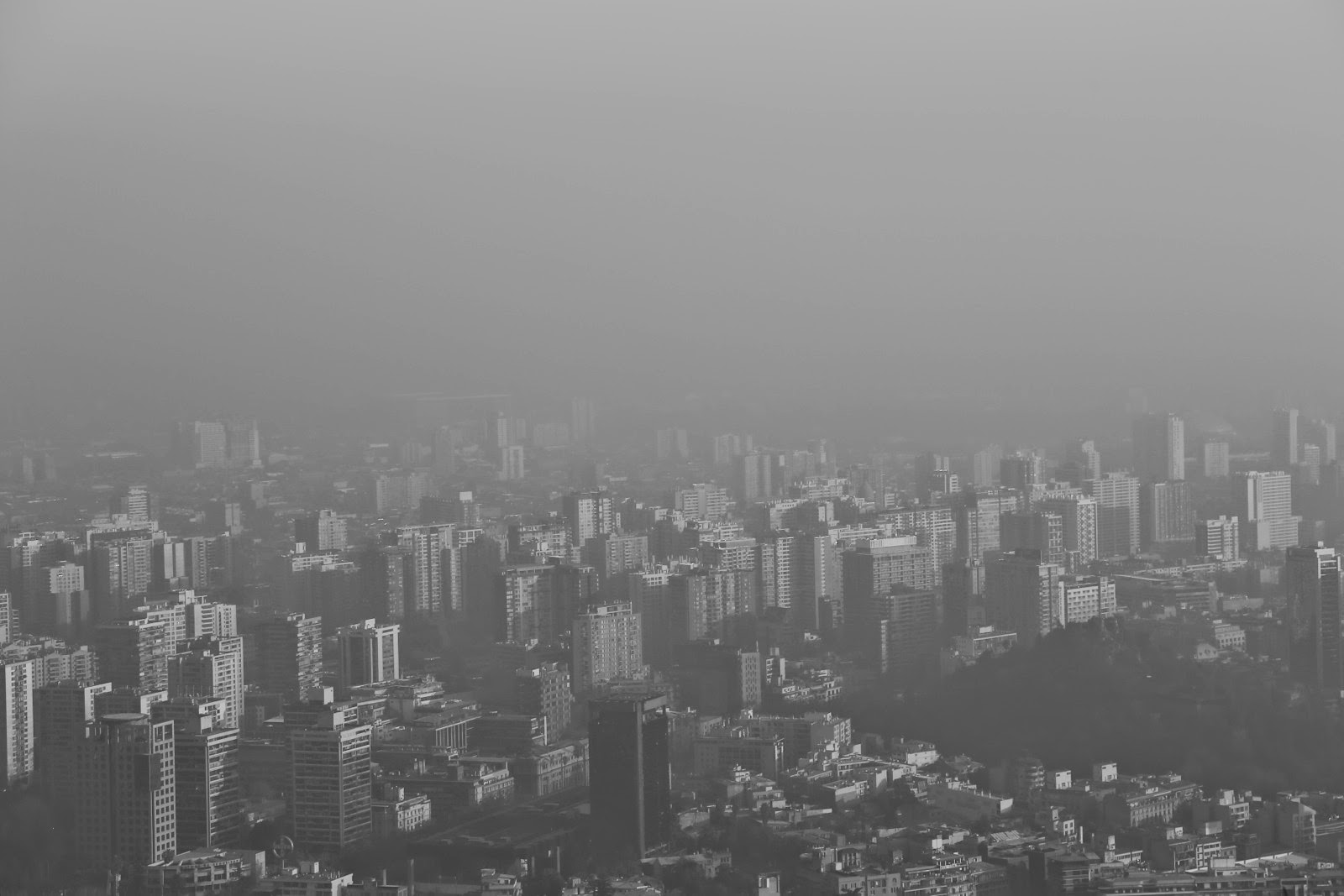 Santiago sous un brouillard de pollution