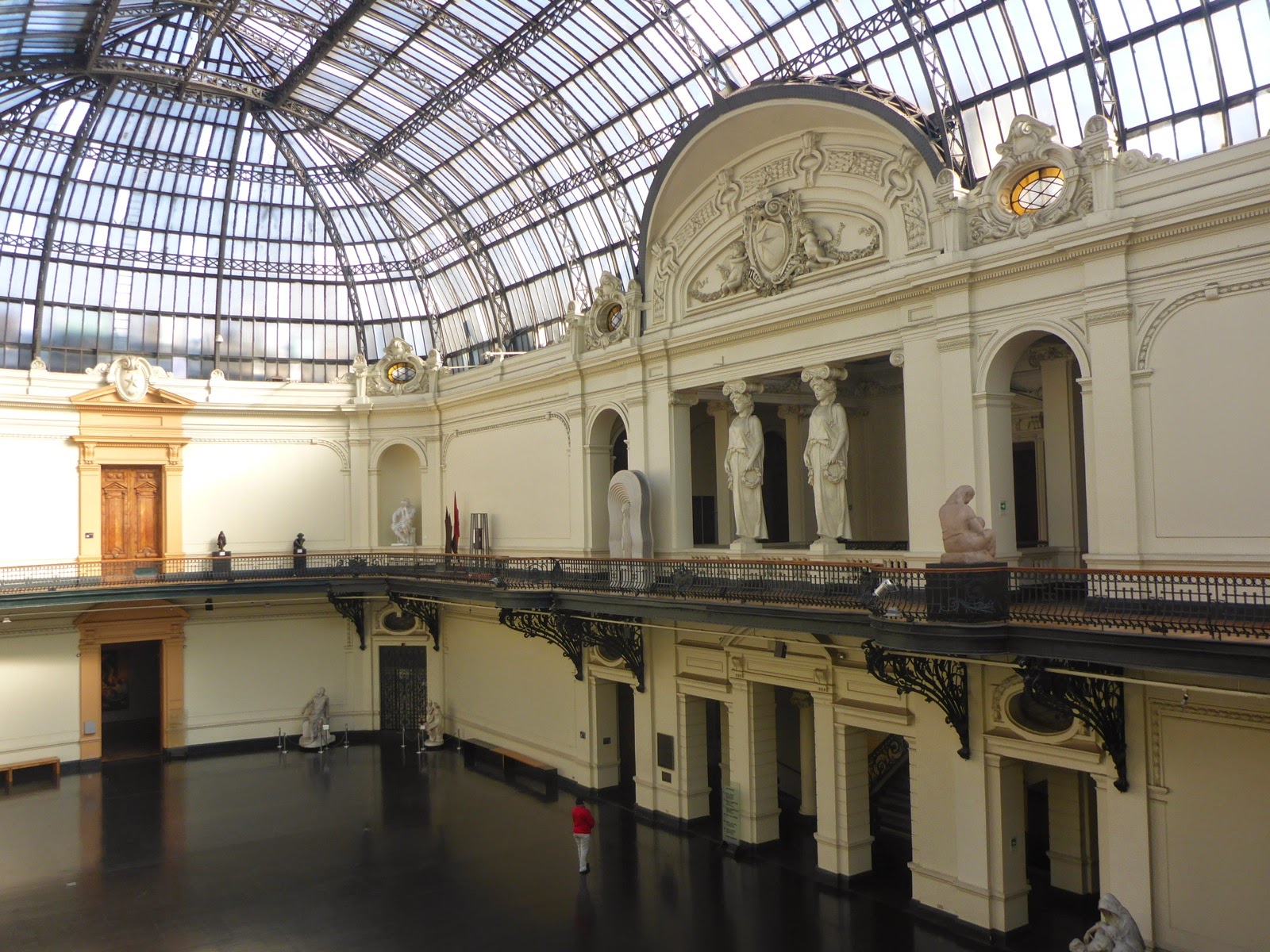 Galeries du hall du musée