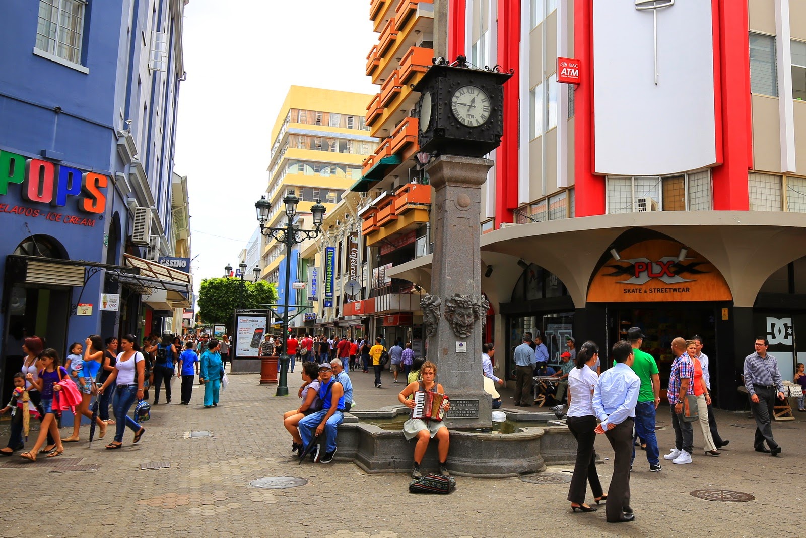L’Avenida Central, la rue piétonne de San José