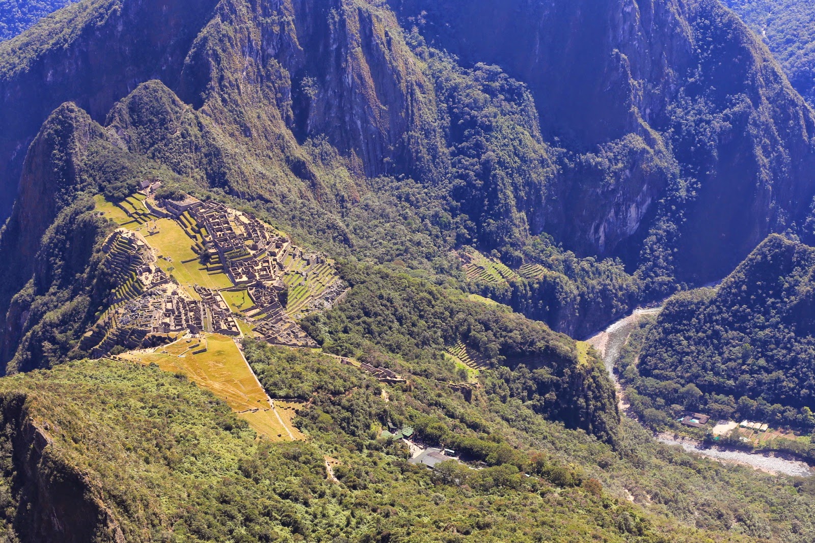 La citadelle et la vallée de l’Urubamba vues du sommet