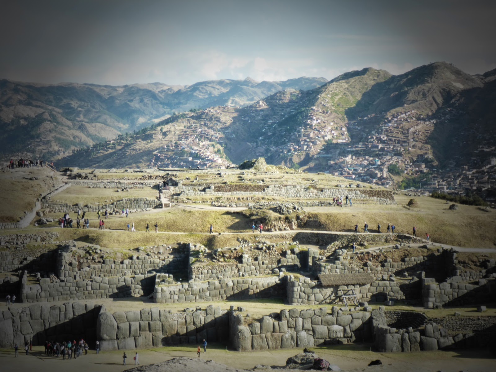 Murs incas sur la colline