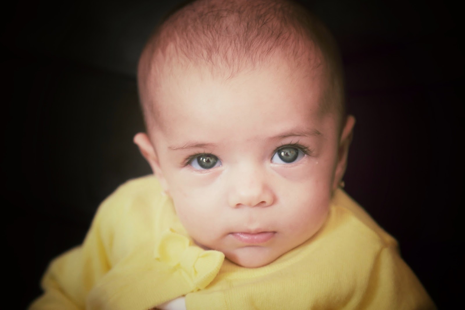 Portrait d’un bébé de 3 mois
