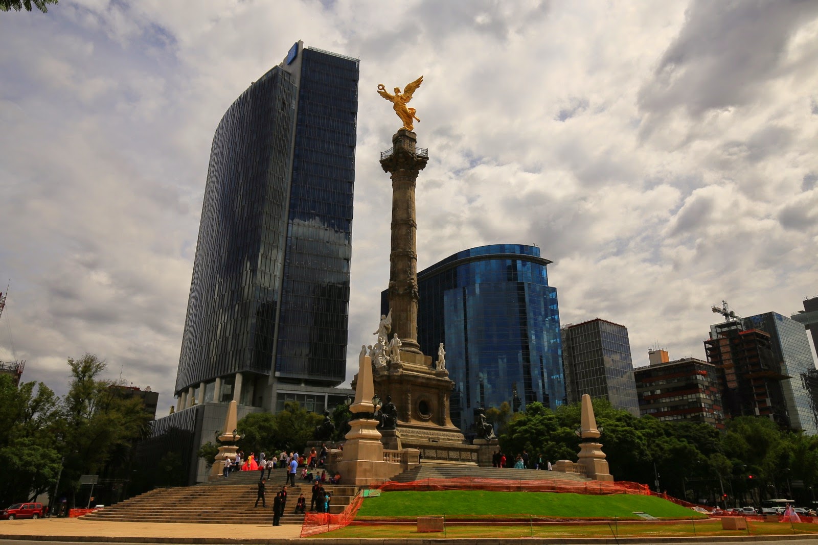 Monumento a la Independencia, El Ángel