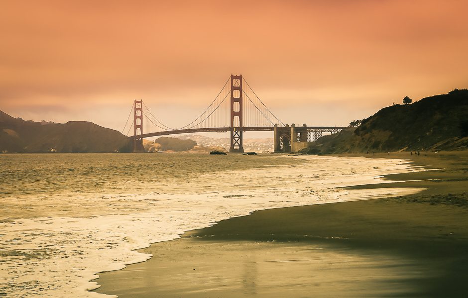 Le Golden Gate Bridge de San Francisco depuis Baker Beach