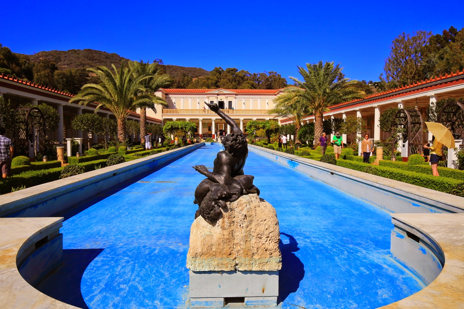 Le jardin et le bassin de la Getty Villa