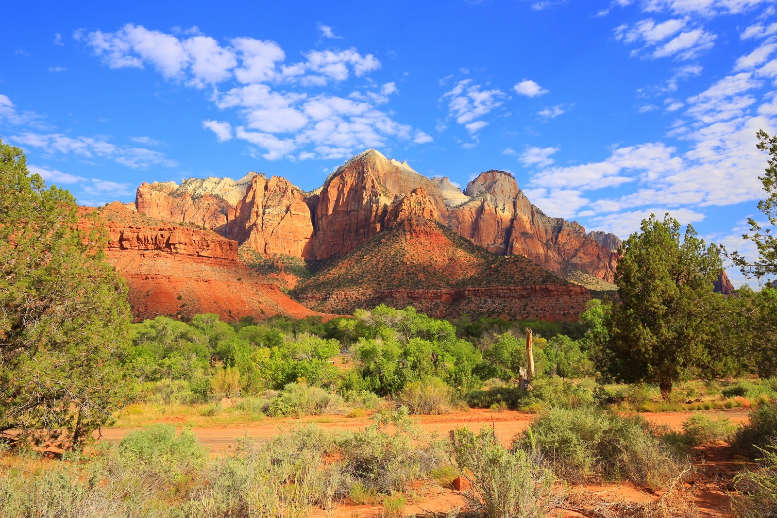 Zion National Park sous un ciel bleu