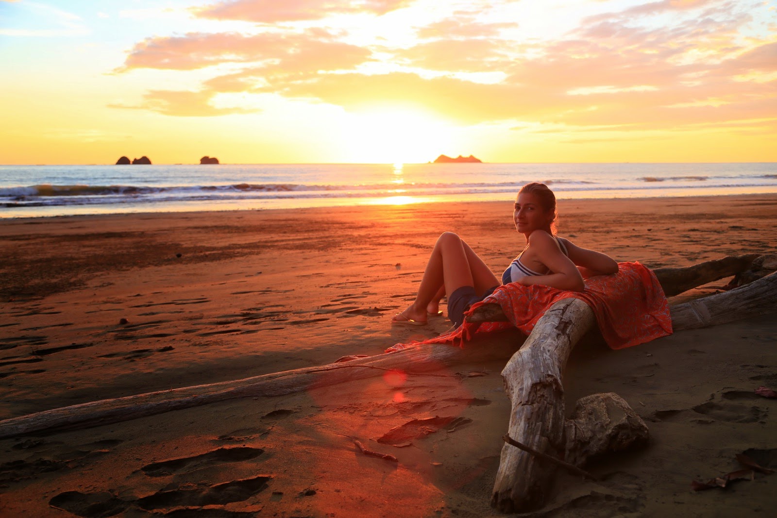 Coucher de soleil sur la plage d’Uvita