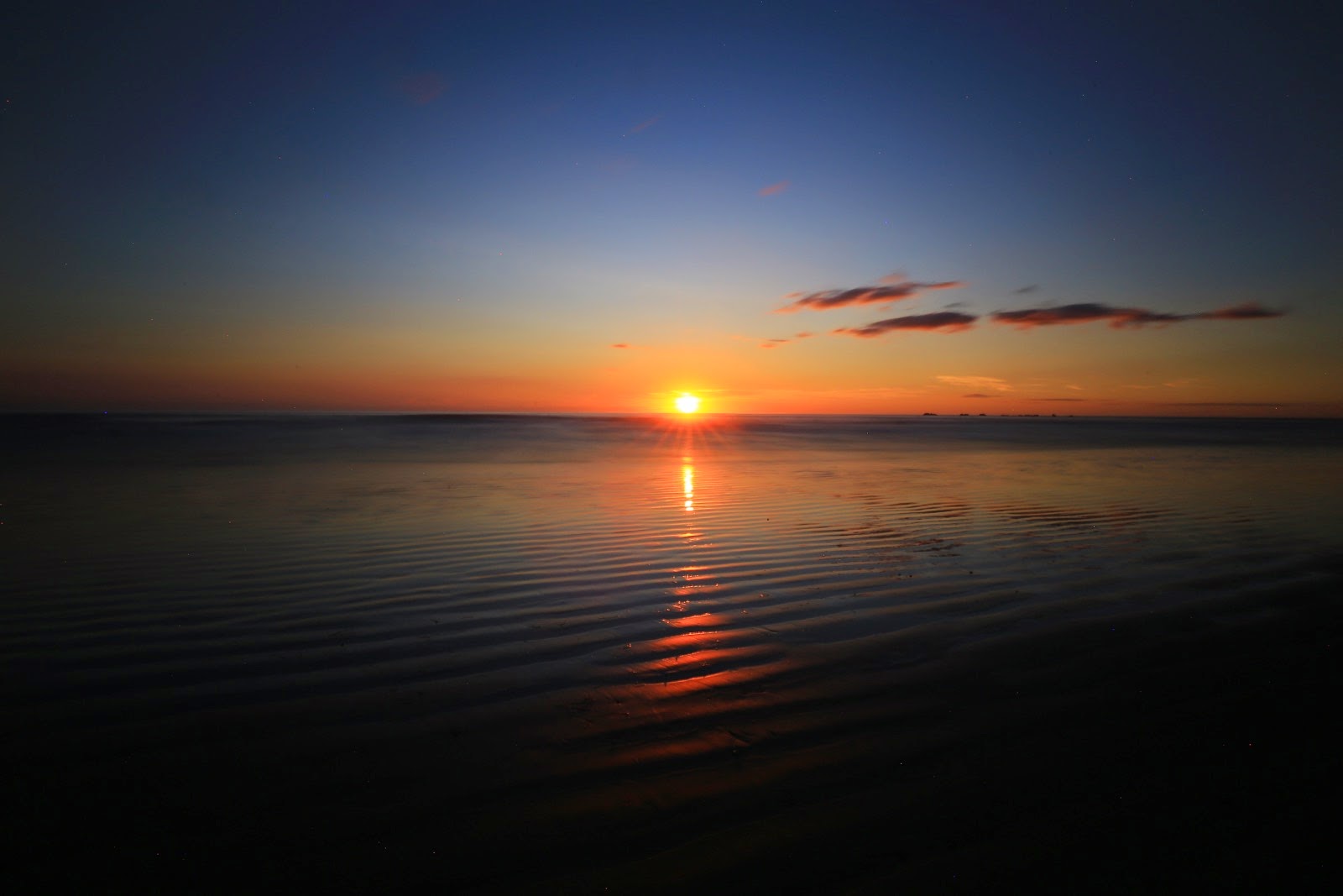 Coucher de soleil sur la côte Pacifique à Nosara