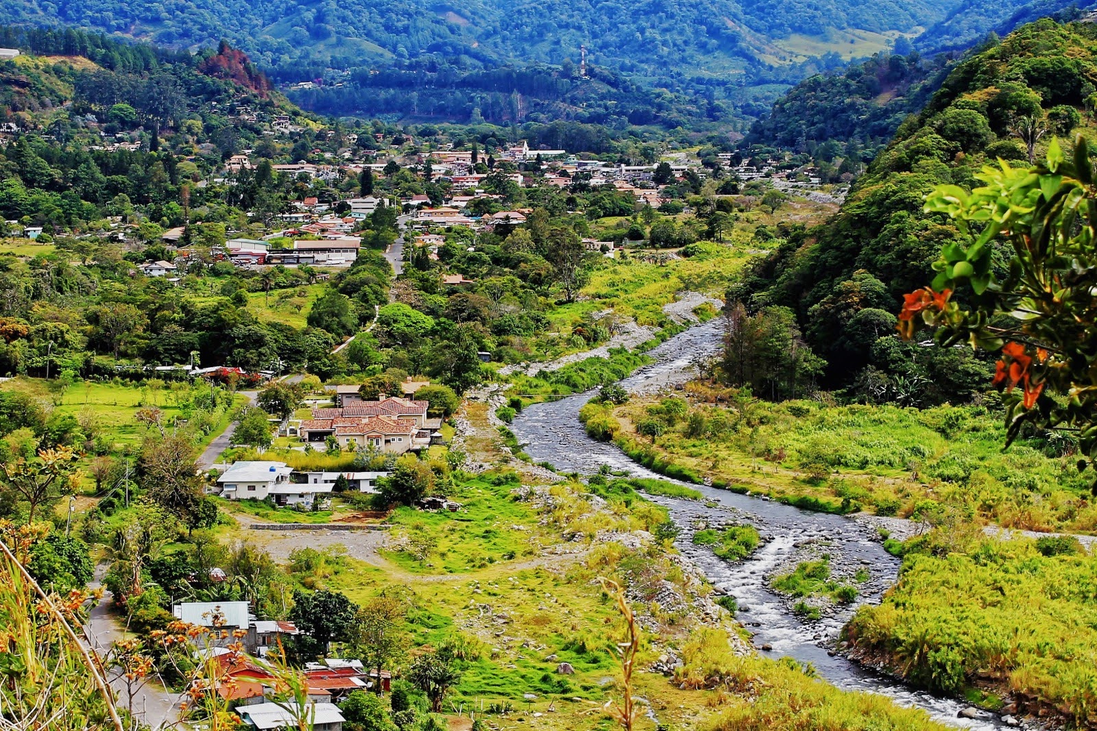 Vallée verdoyante de Boquete, dans les montagnes du Panama