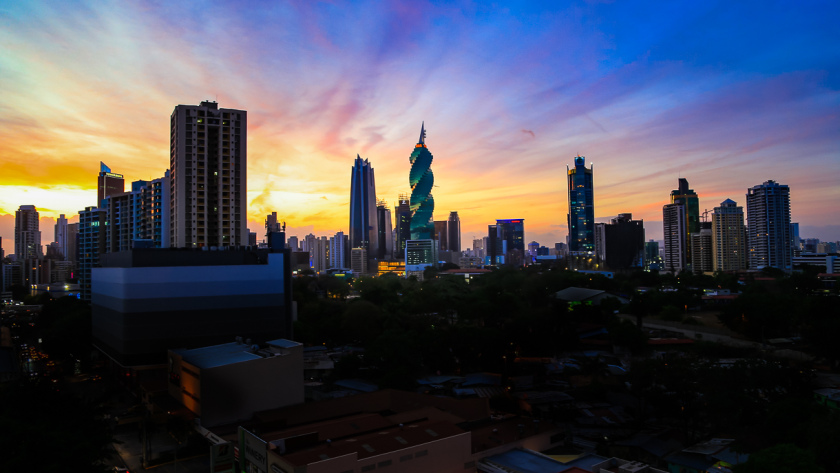 Skyline de Panama City au lever du soleil